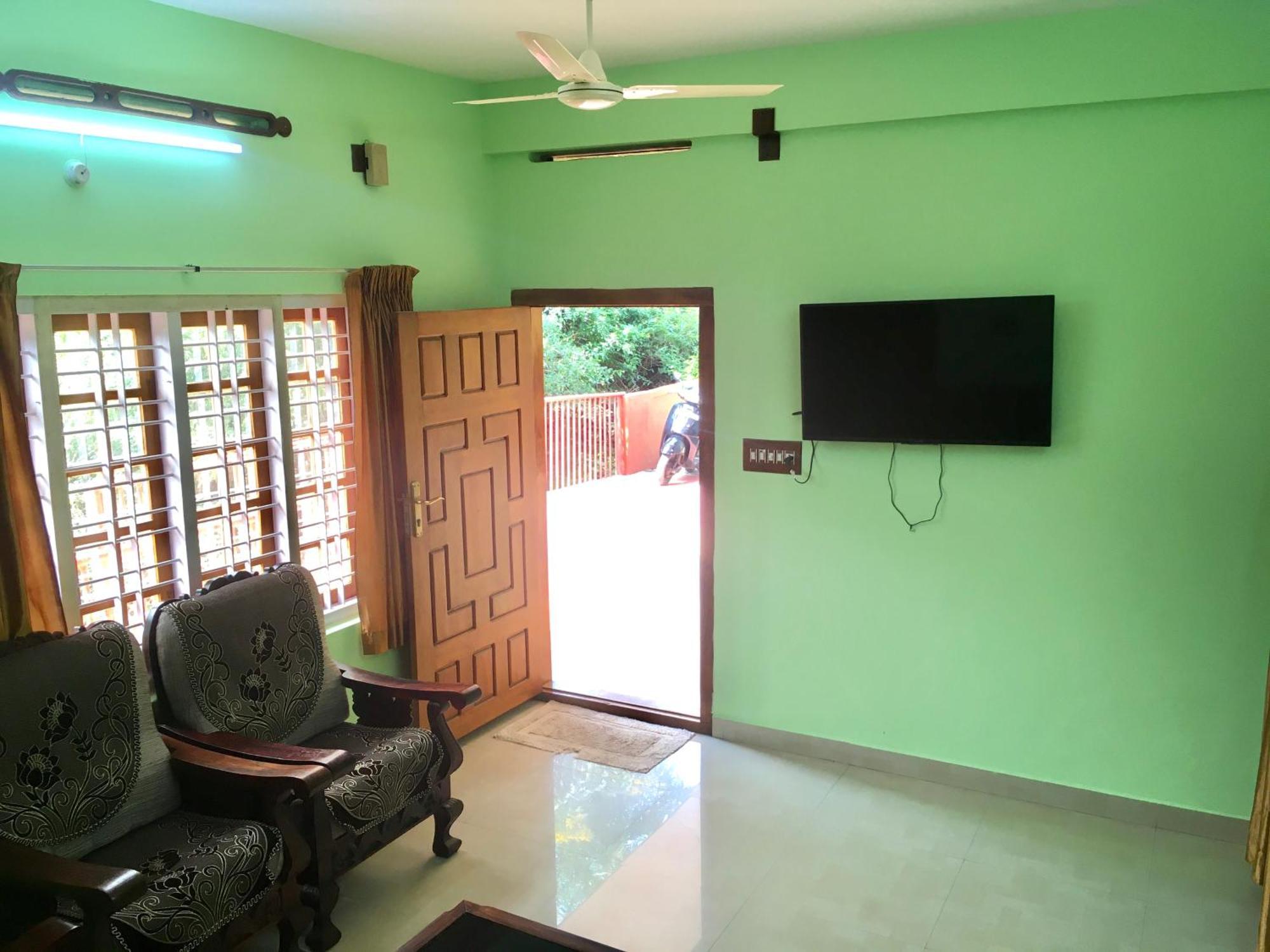 Panthalams Homestay Thekkady Kültér fotó