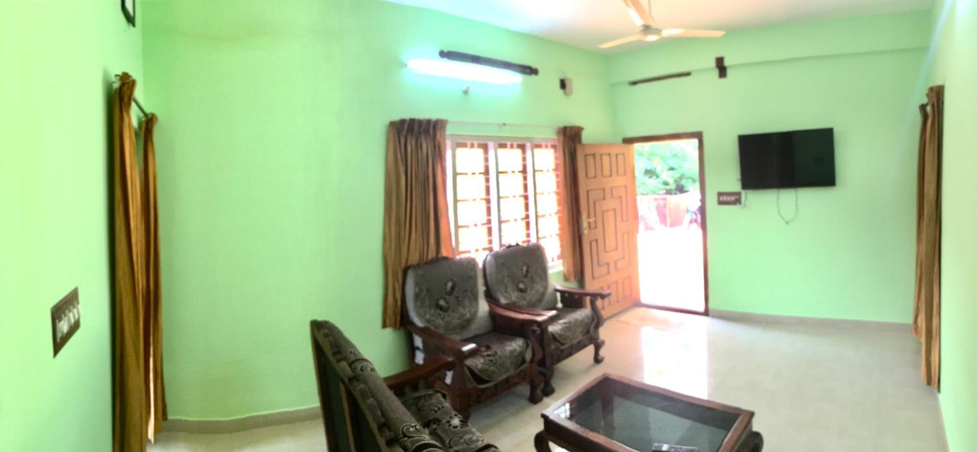 Panthalams Homestay Thekkady Kültér fotó