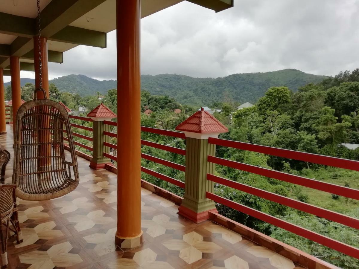 Panthalams Homestay Thekkady Kültér fotó